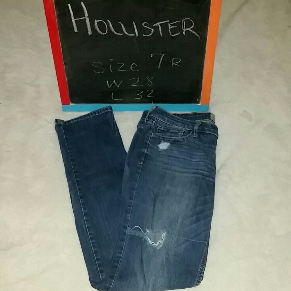 ▪Hollister distressed skinny jeans▪